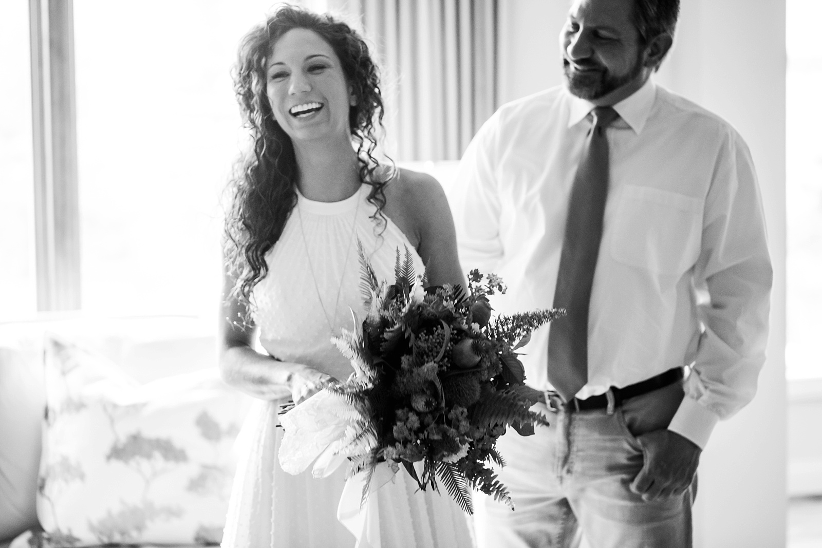 first-look-wedding-photography