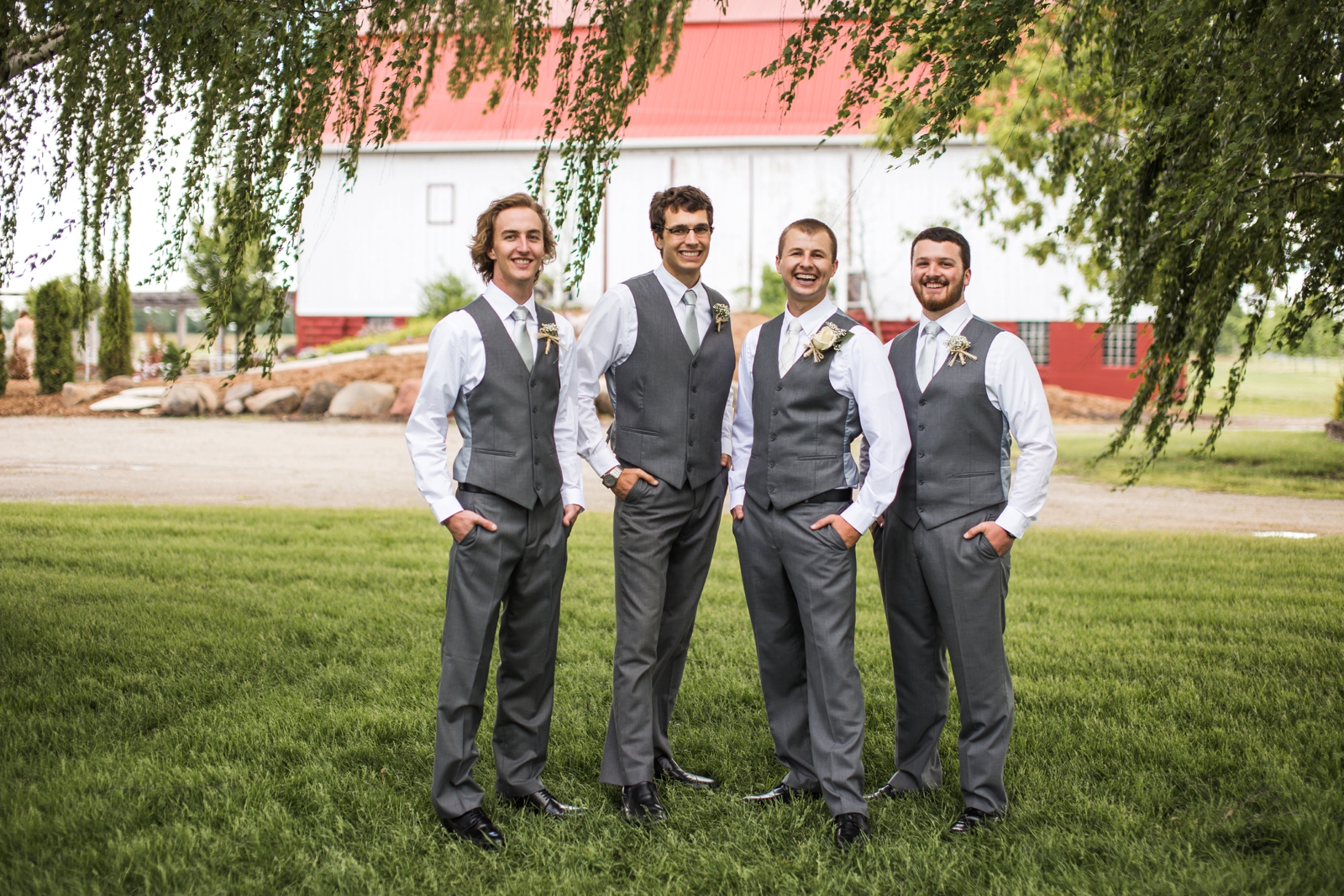 wisconsin-barn-wedding-venue