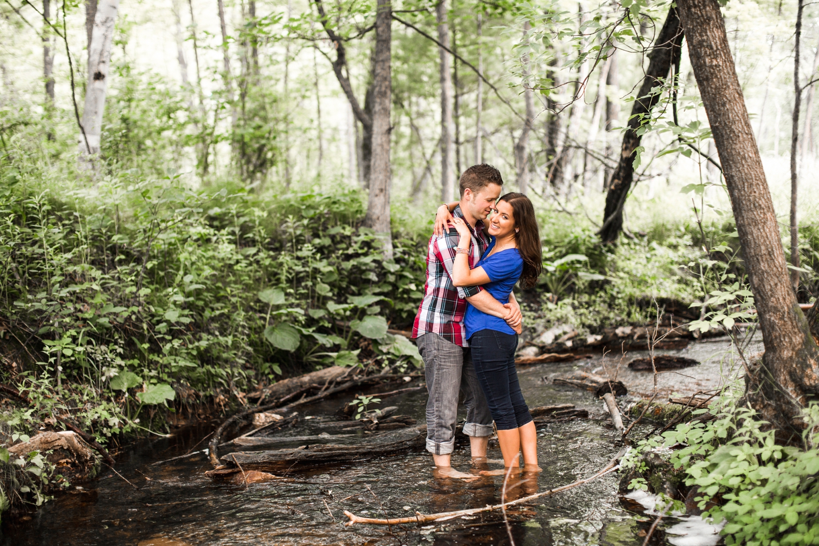 waupaca-wisconsin-engagement-session_2094