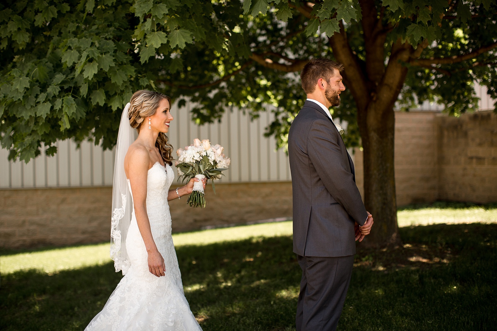 neenah-wedding-photographer