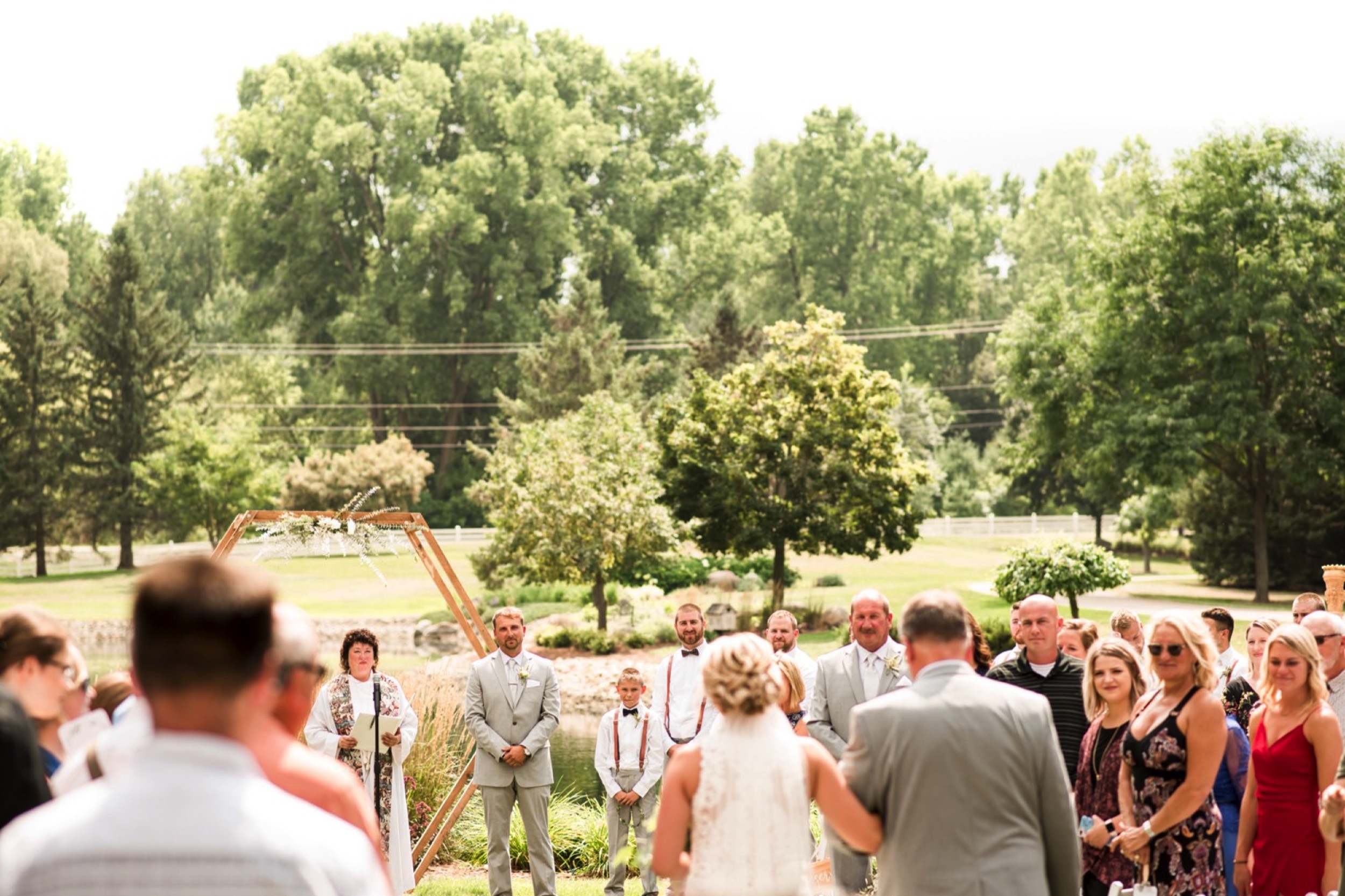 hackberry-manor-wedding-hortonville-wisconsin