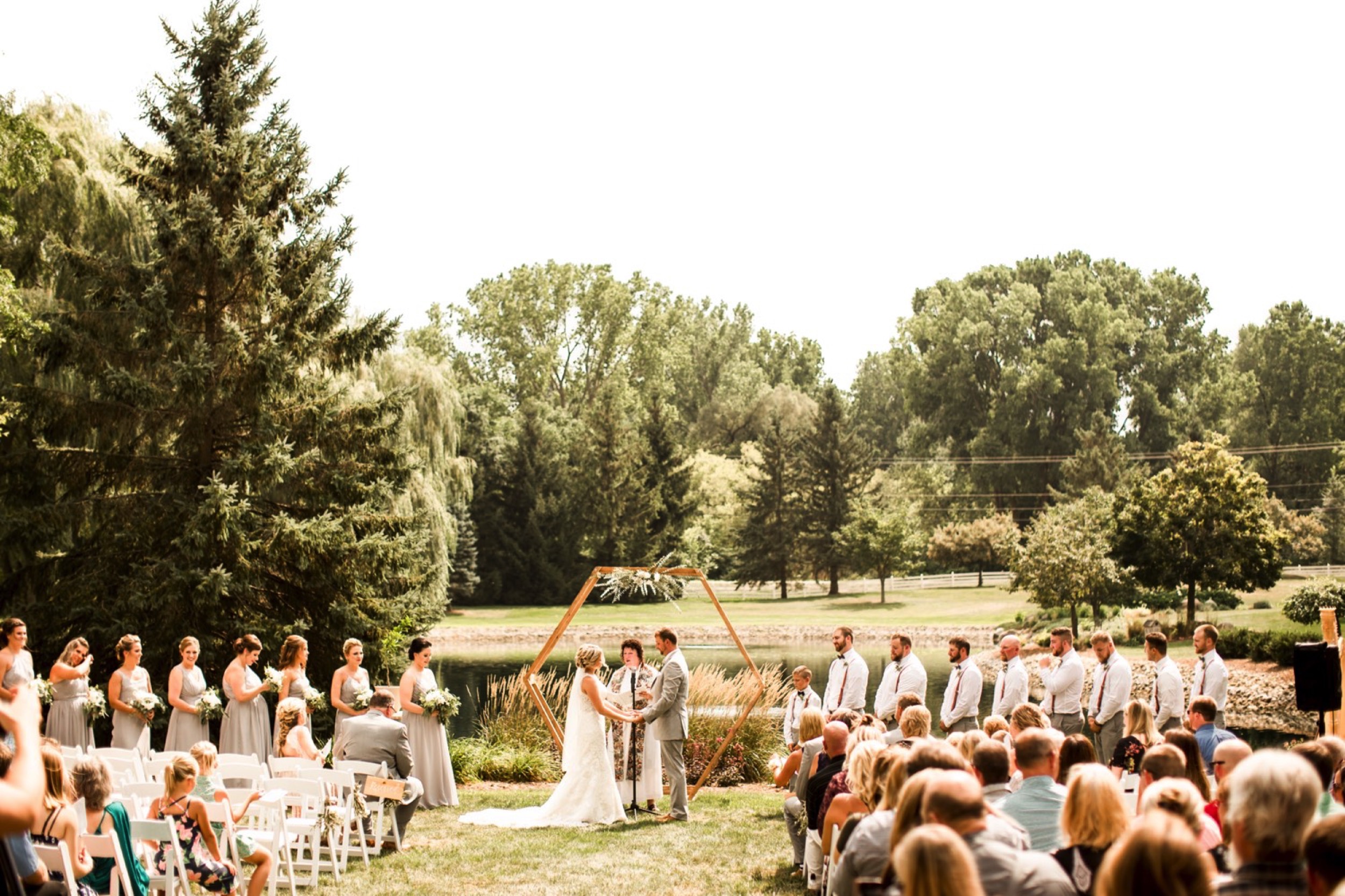 hackberry-manor-wedding-hortonville-wisconsin