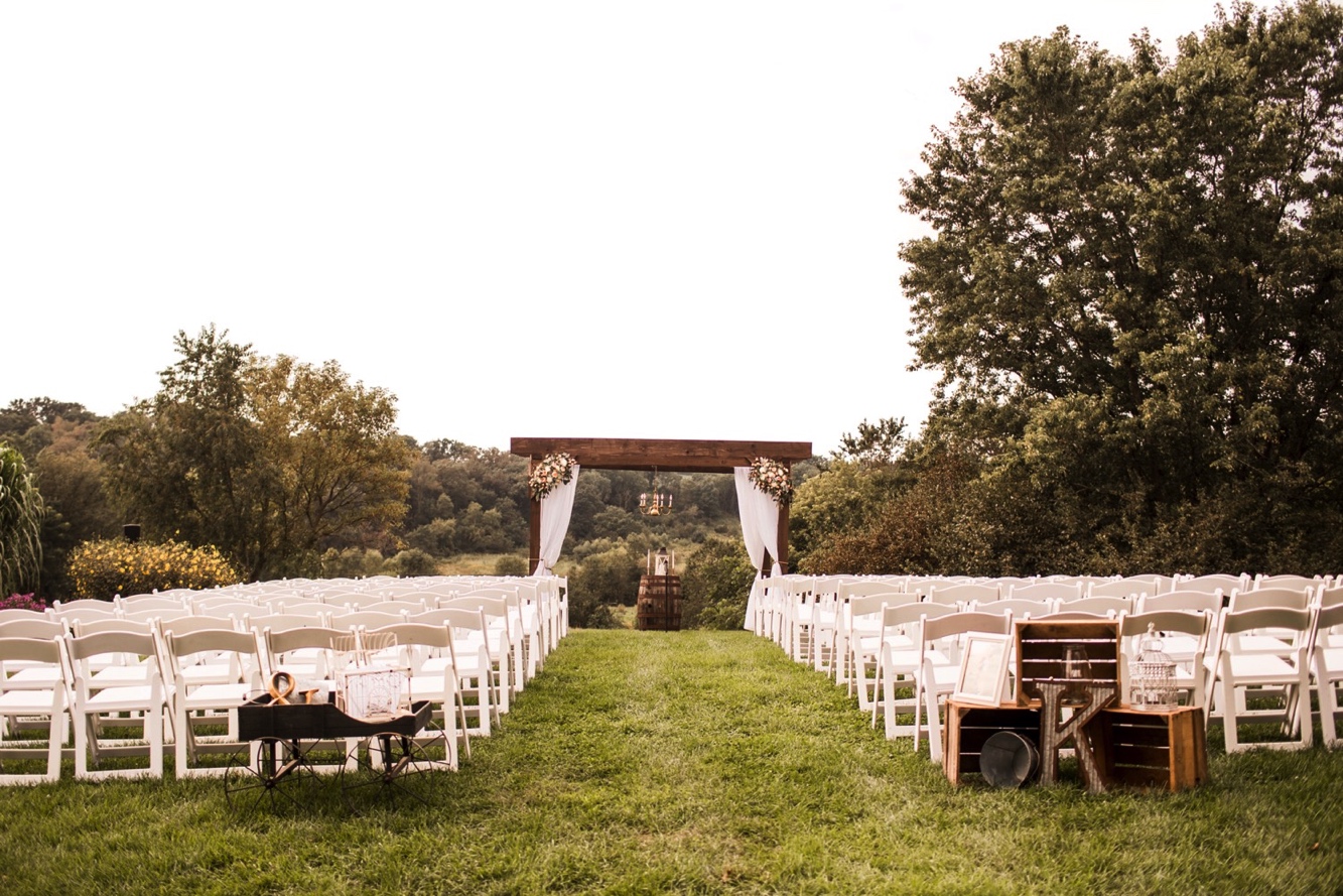 bridle-barn-wedding-venue-mount-horeb-wisconsin